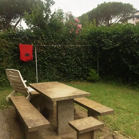 Tr Apartman Follonica